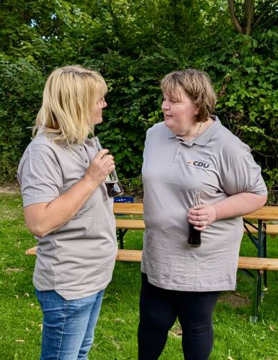 Bettina Hoffmann mit Diana Heinrich